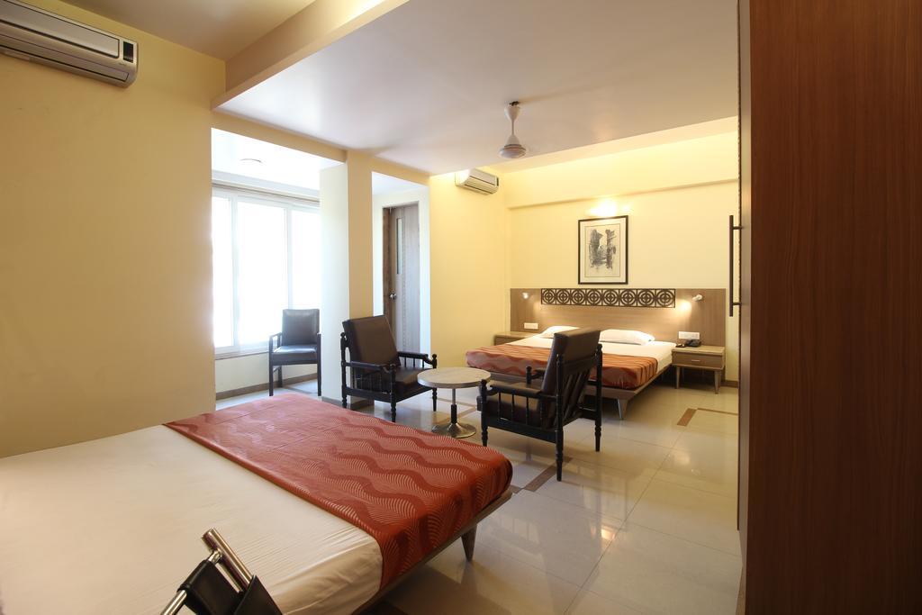 Hotel Samrat Mumbai Phòng bức ảnh
