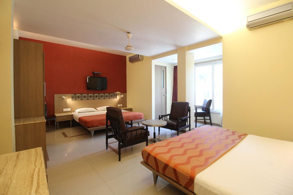 Hotel Samrat Mumbai Phòng bức ảnh