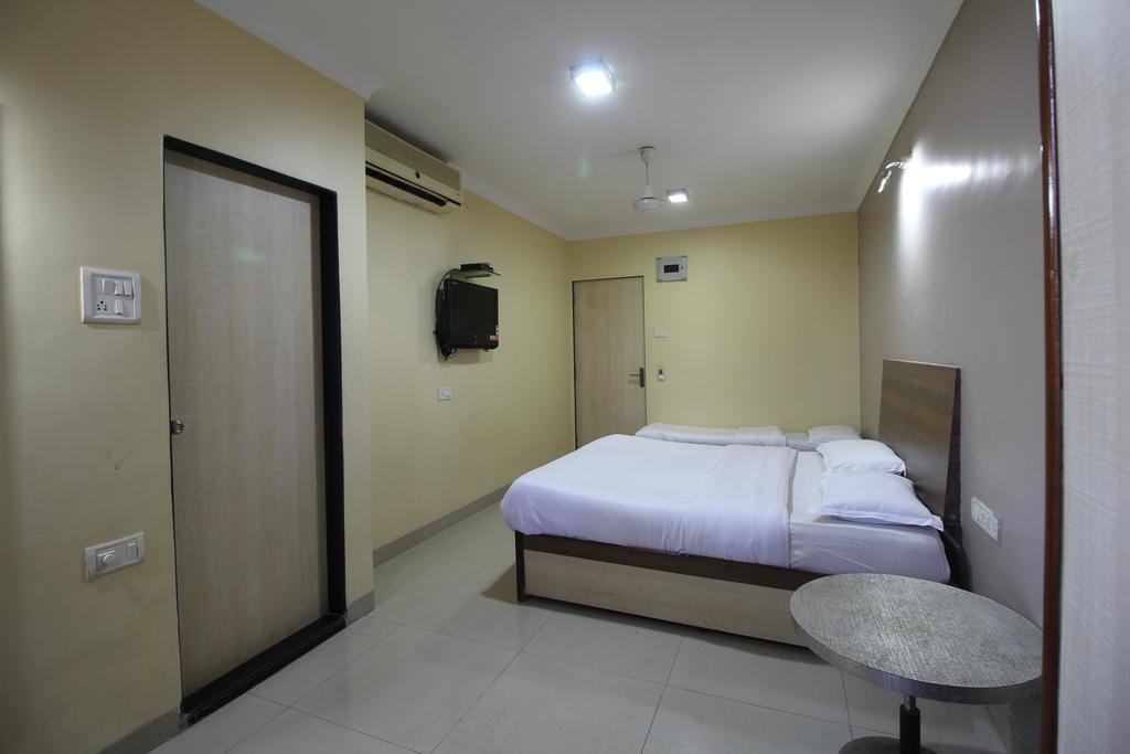 Hotel Samrat Mumbai Phòng bức ảnh