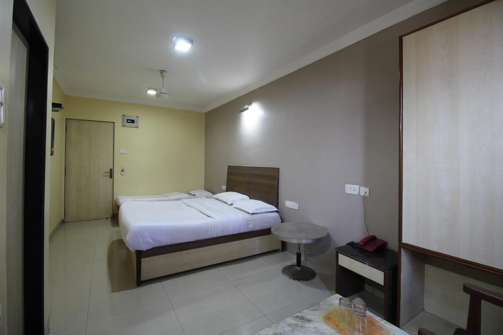 Hotel Samrat Mumbai Phòng bức ảnh