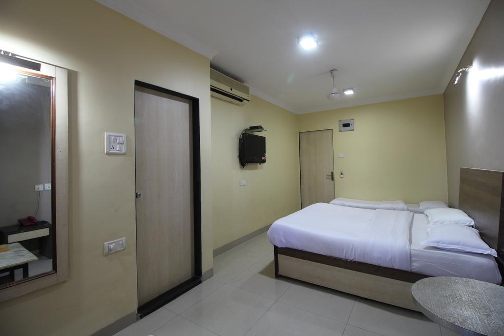 Hotel Samrat Mumbai Phòng bức ảnh